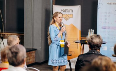 Анна Пацан-модератор пленарного засідання ХХХI науково-практичної конференції Студент-Дослідник-Фахівець