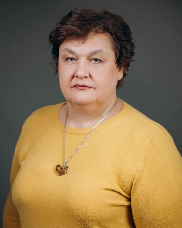 Павленко Тетяна Володимирівна, декан, кандидат економічних наук, доцент кафедри економіки та підприємництва КІБіТ.