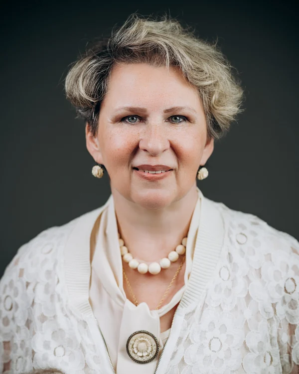 Яковлева Олена Вячеславівна, доктор філософських наук, професор кафедри
